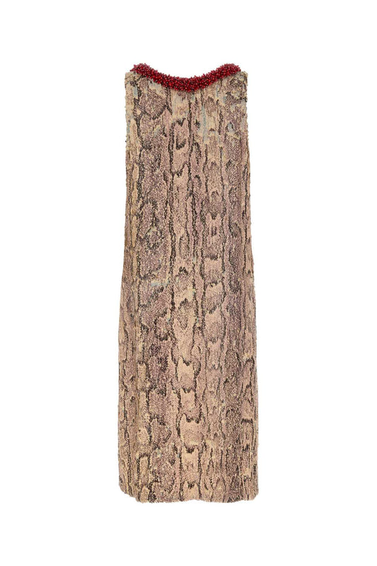 02330-DEBIS_EMB_1482_WWDRESS_2510110421482_403_Image_2