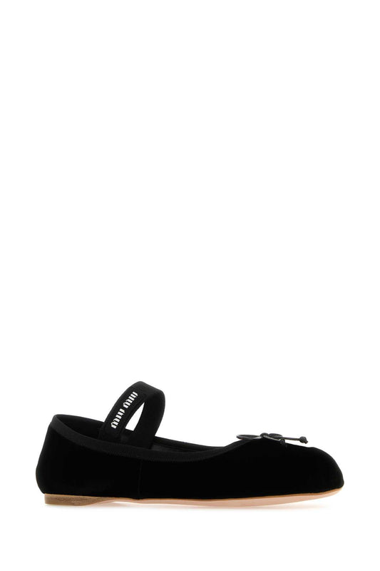 BALLERINE_5F794DFDX05068_F0002_Image_2