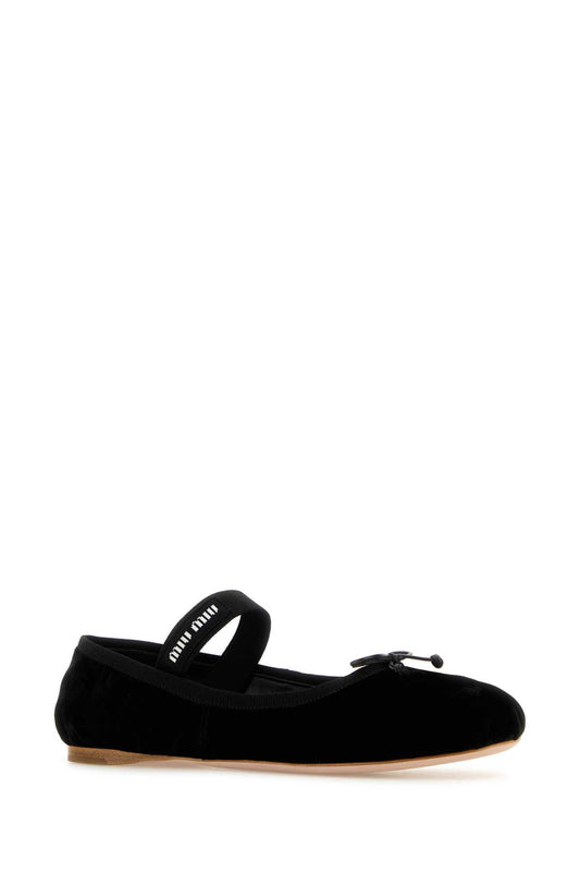 BALLERINE_5F794DFDX05849_F0002_Image_2