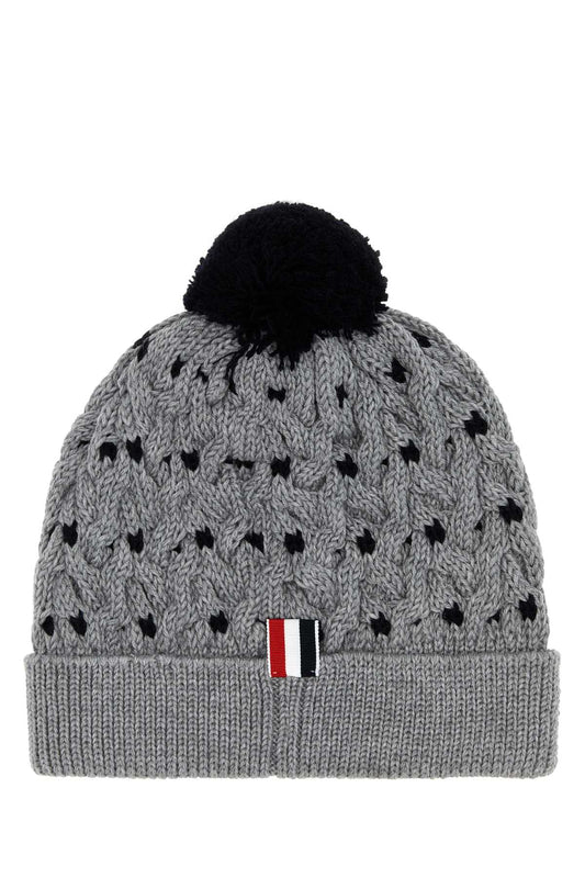 CABLE_HAT_IN_MERINO_UKH040AY1024_055_Image_2