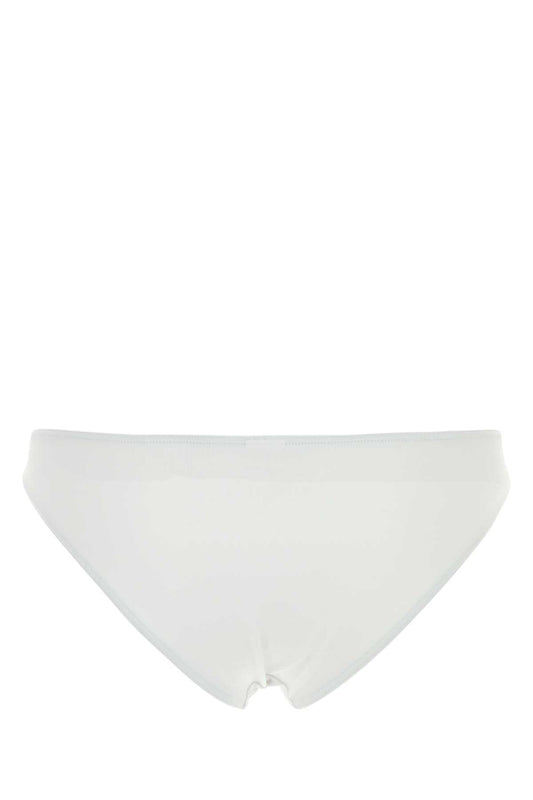 CAVALE_041404_BLANCN_Image_2