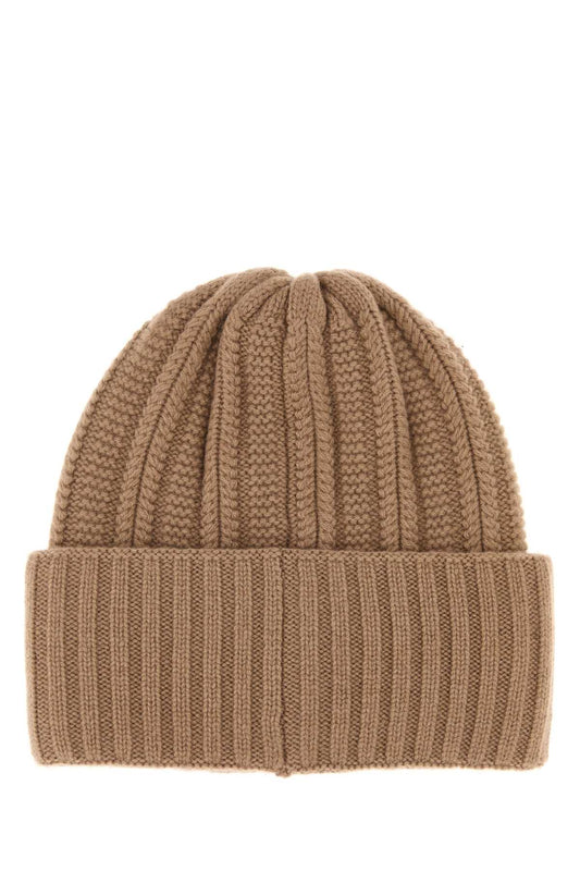 MACBETH_2524576072600_016_Image_2