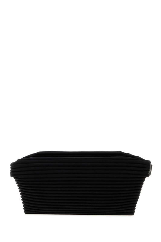PLEATS_SLIM_BAG_HP68AG411_15_Image_2