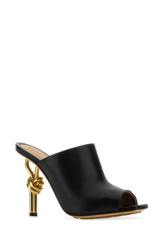 SCARPE_CON_TACCO_740589VBSF0_1000_Image_2