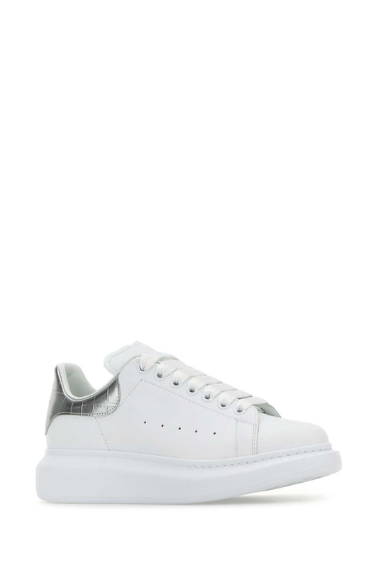 SNEAKER_SRUBBER_553770WIAH0_9081_Image_2