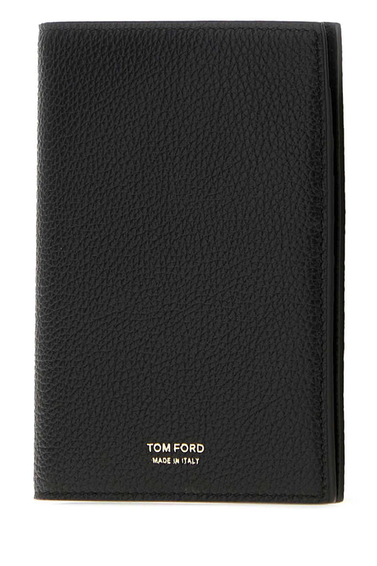 SOFT_GRAIN_LEATHER_T_LINE_PASSPORT_HOLDER_W_CARD_Y0274LCL158G_NAA_Image_2