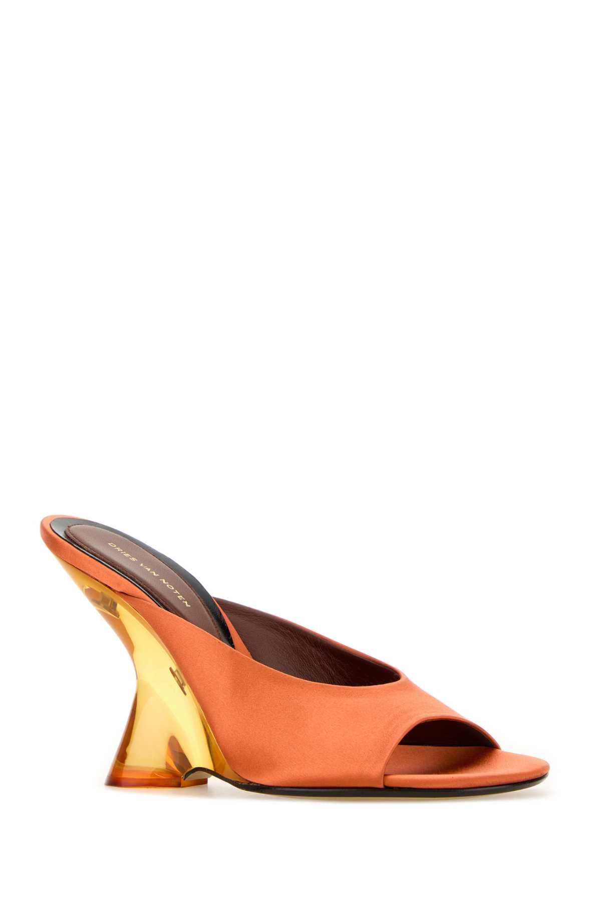 00010-WS261-1620_WLSHOES_Q3304_2610117553304_701_Image_2