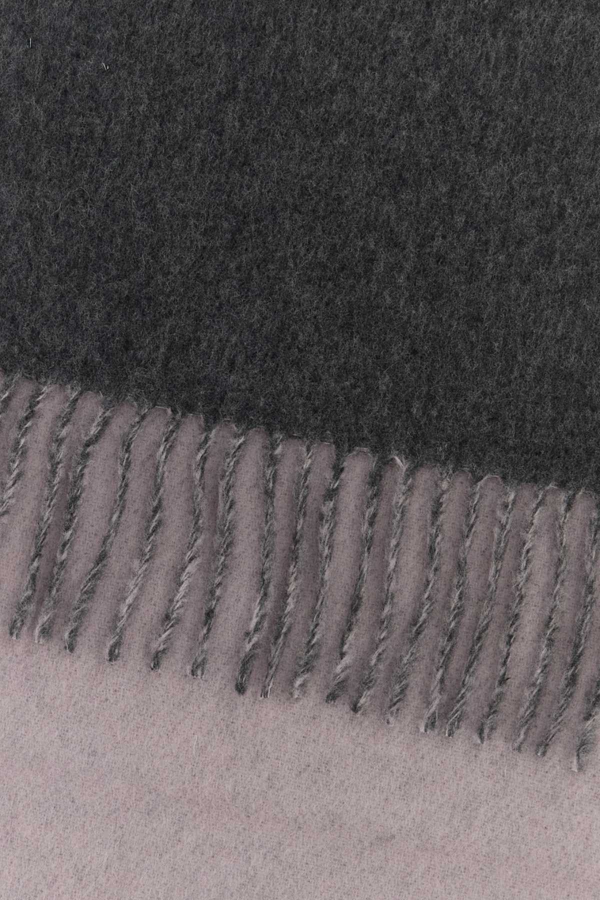 25X180_SCARF_81030006W01MK_P410_Image_2