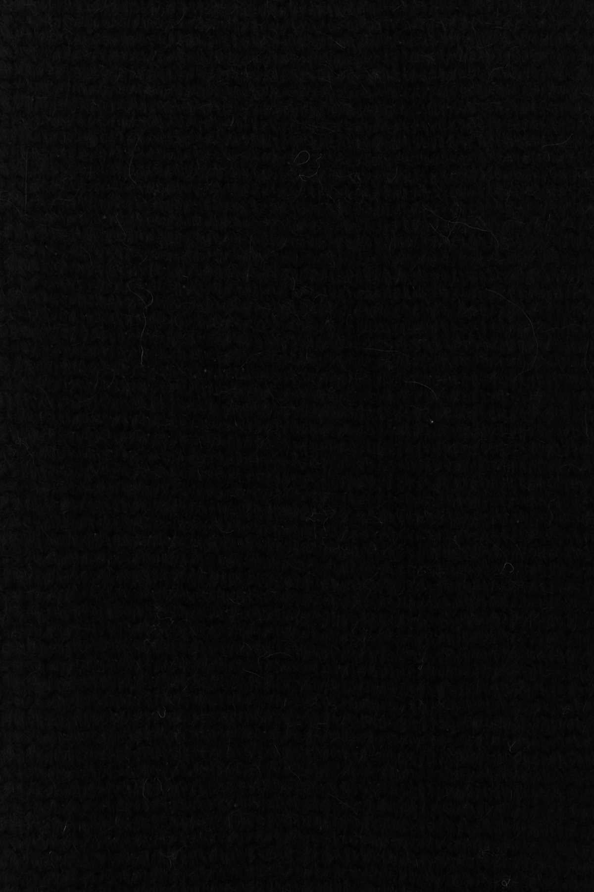 25X180_SCARF_F540257X30_BLACK_Image_3