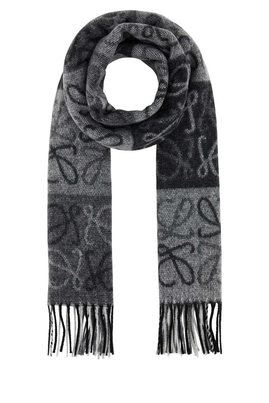 38X180_ANAGRAM_SCARF_F810487X17_BLACKWHITE_Image_1