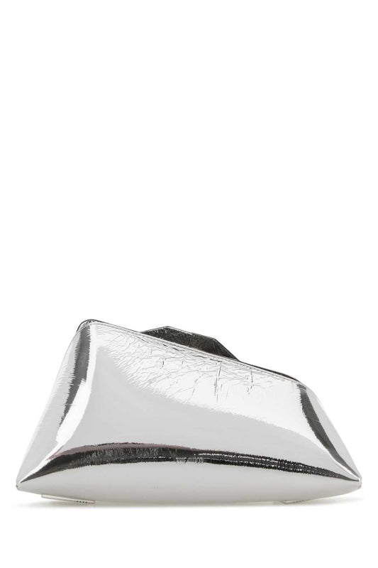 830_PM_CLUTCH_241WAH00001LBT070AA_002_Image_1