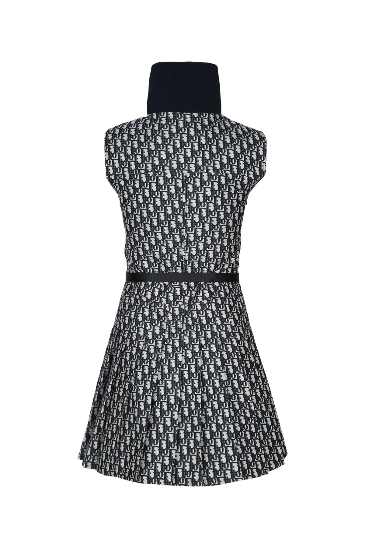 ABITINO_OBLIQUE_517R52A2970_5803_Image_2