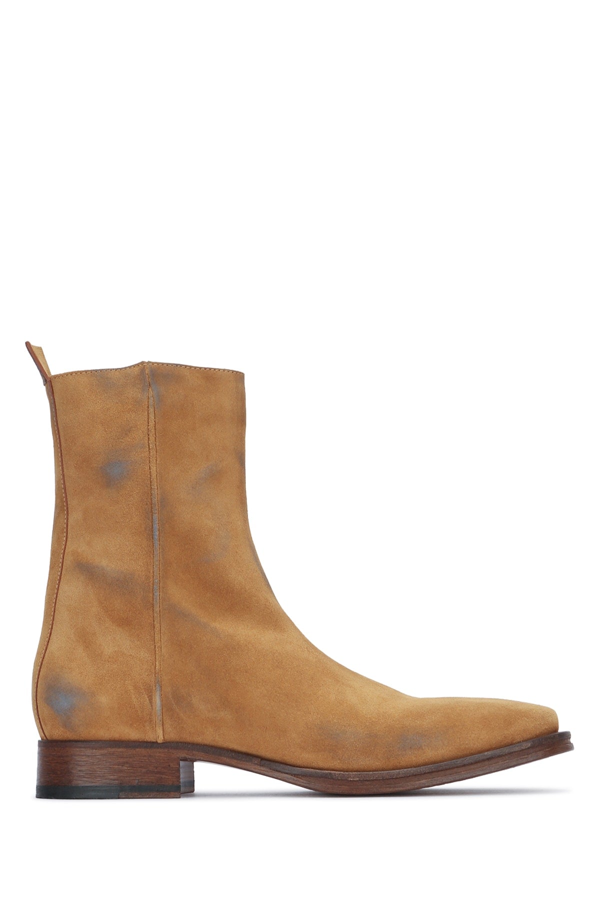 AC-MN-SHOE000018_BD0389_AE0_Image_1