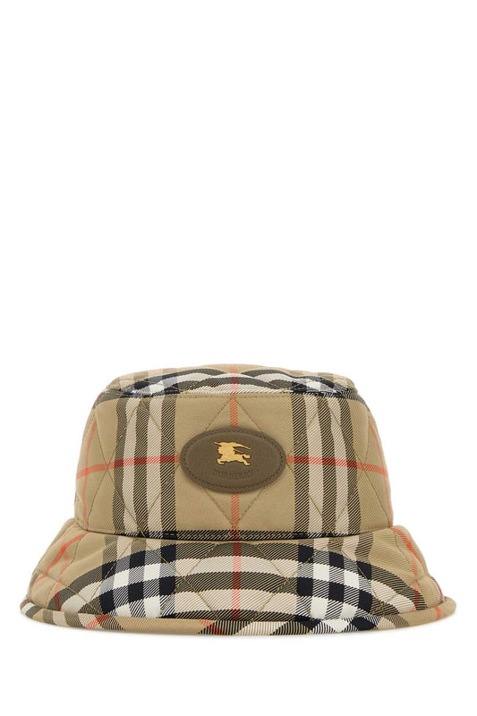 AMH_HORSESHOE_BUCKET168729B9368_8125533_B9368_Image_1