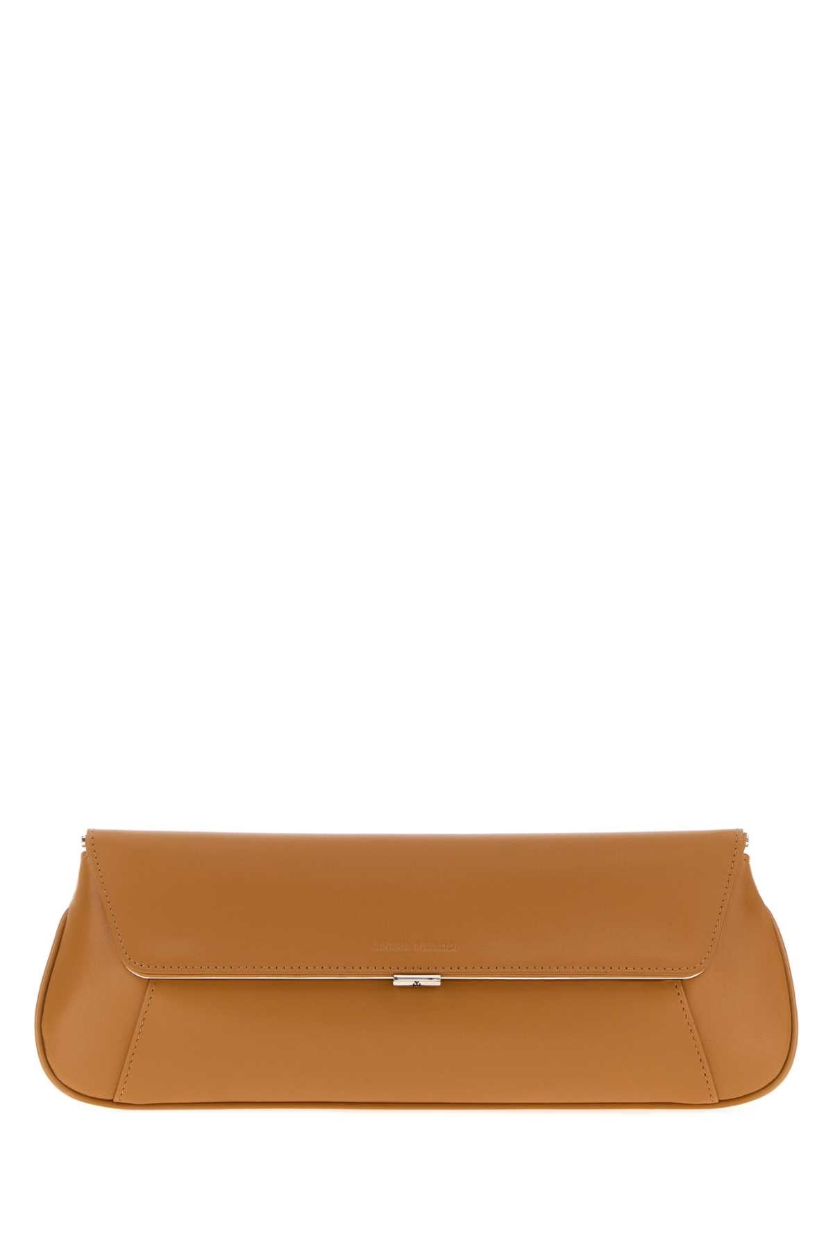 AMI_CLUTCH_BAG_AMICLUTCHBAG_LATTESILVER_Image_1