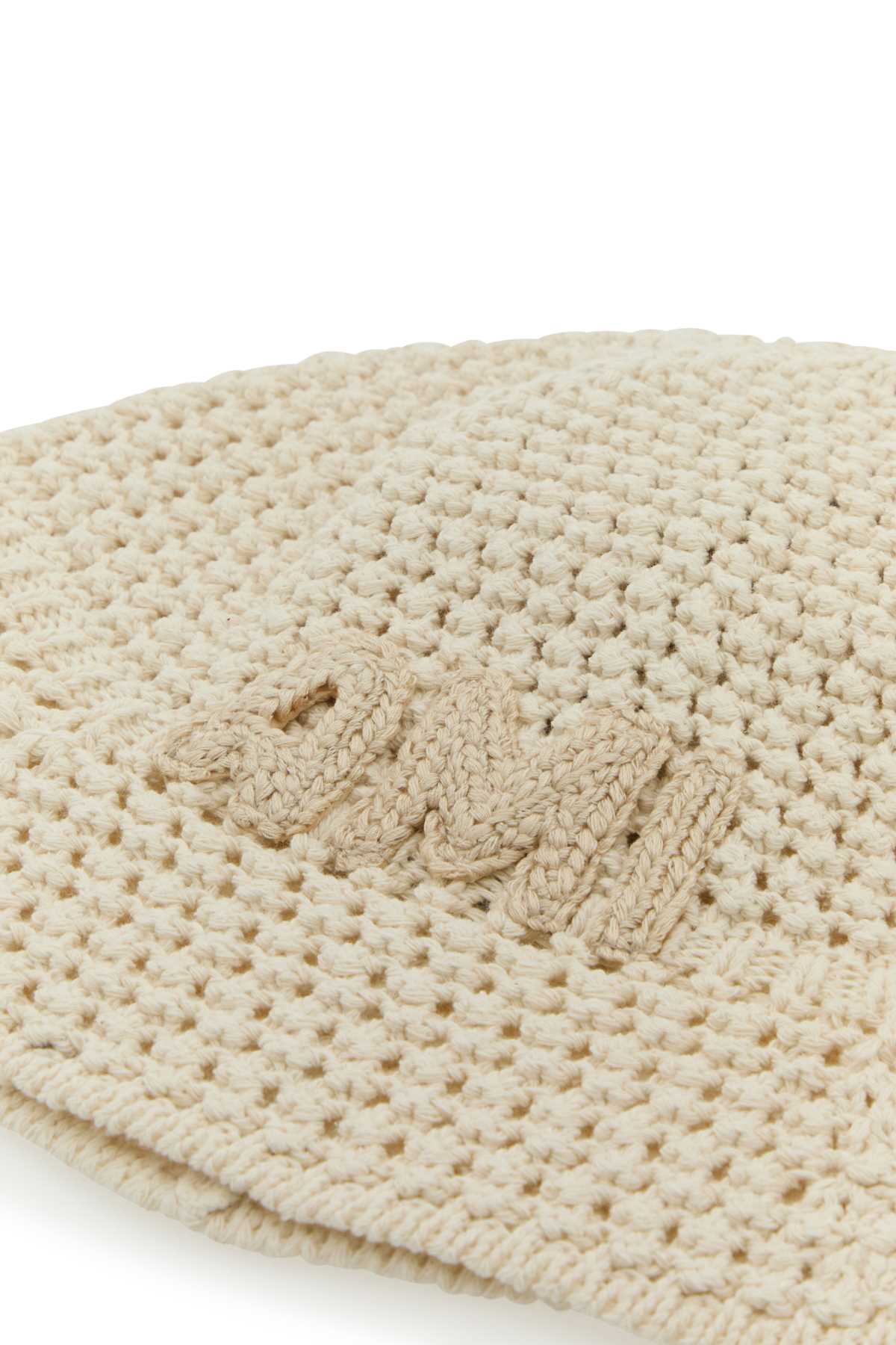 AMI_PATCH_HAT_UHA255AW0085_136_Image_3