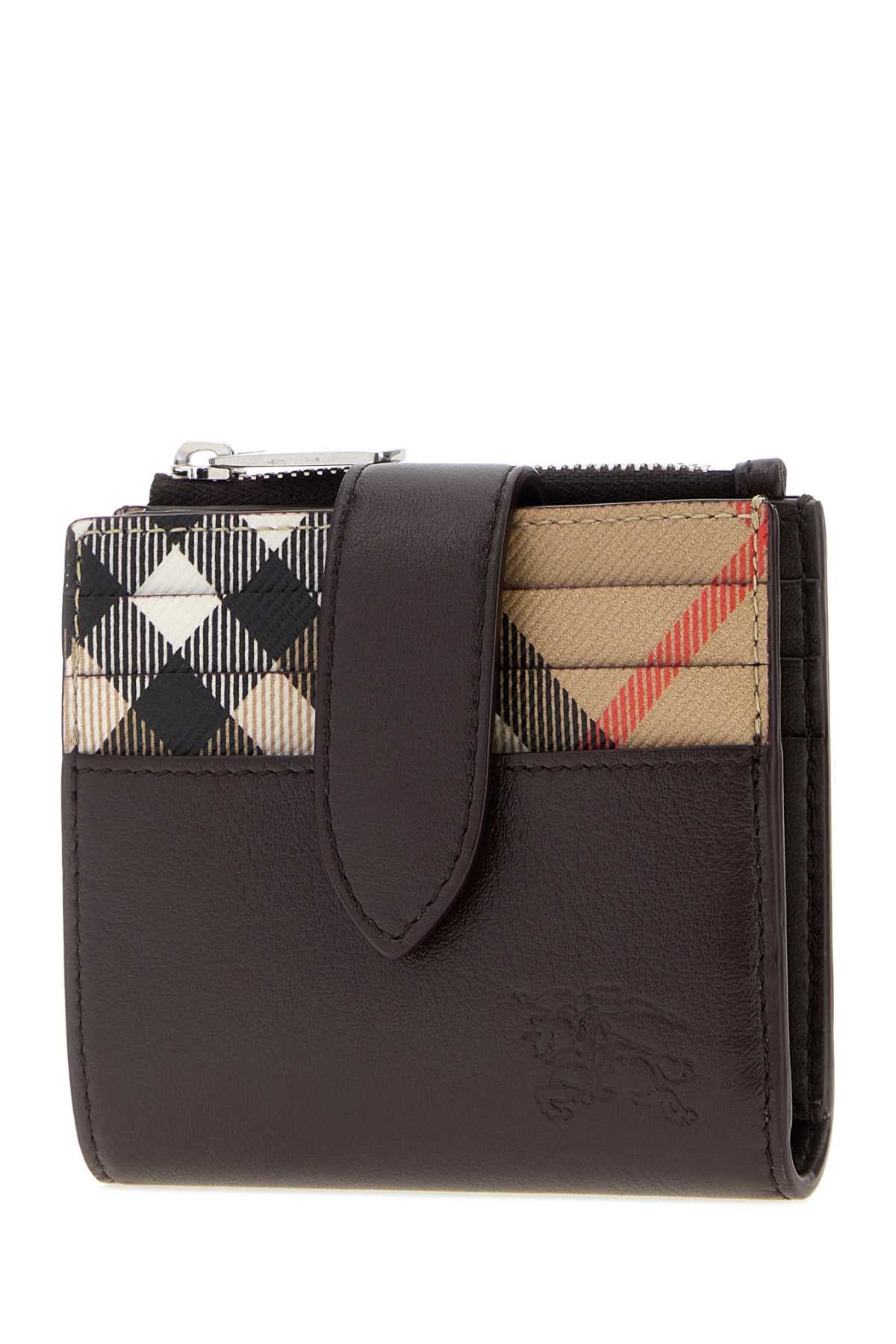 AMS_BIFOLD_ZIP_WALLET_SLT166983C1762_8124690_C1762_Image_2