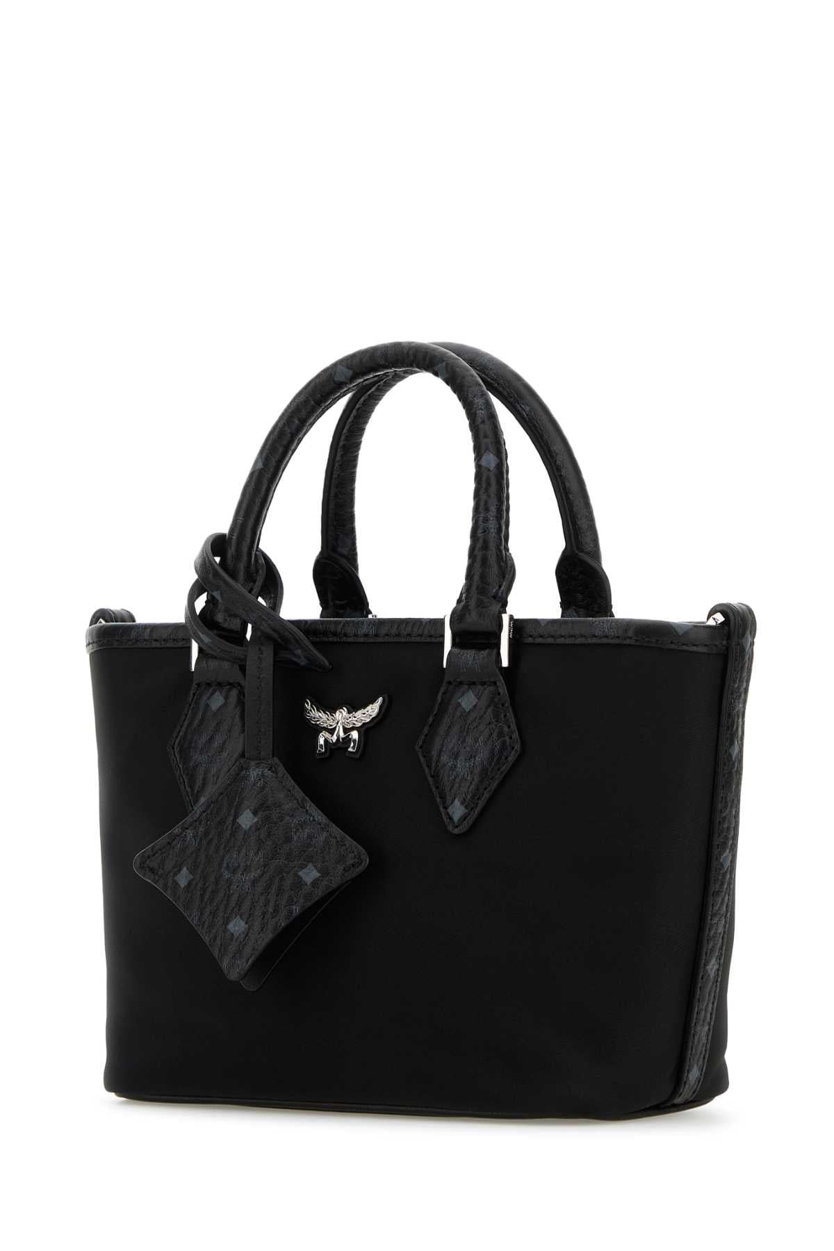 AREN_FBR_SHOPPER_XMN_BK_MWPFSTA04_BK_Image_2