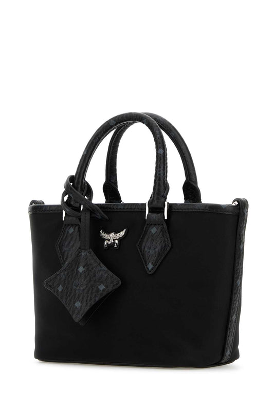 AREN_FBR_SHOPPER_XMN_BK_MWPFSTA04_BK_Image_2