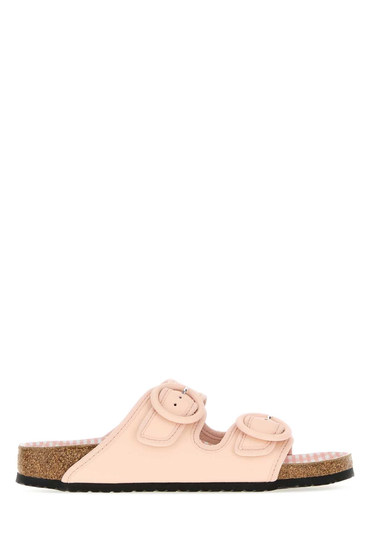 Arizona_Round_Buckle_NL_1033073_ICONPINK_Image_1