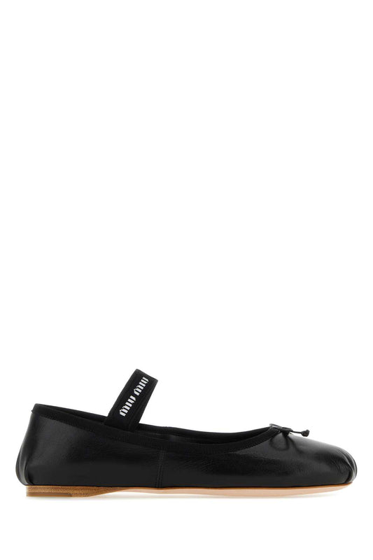 BALLERINE_5F794DFDX05XUU_F0002_Image_1