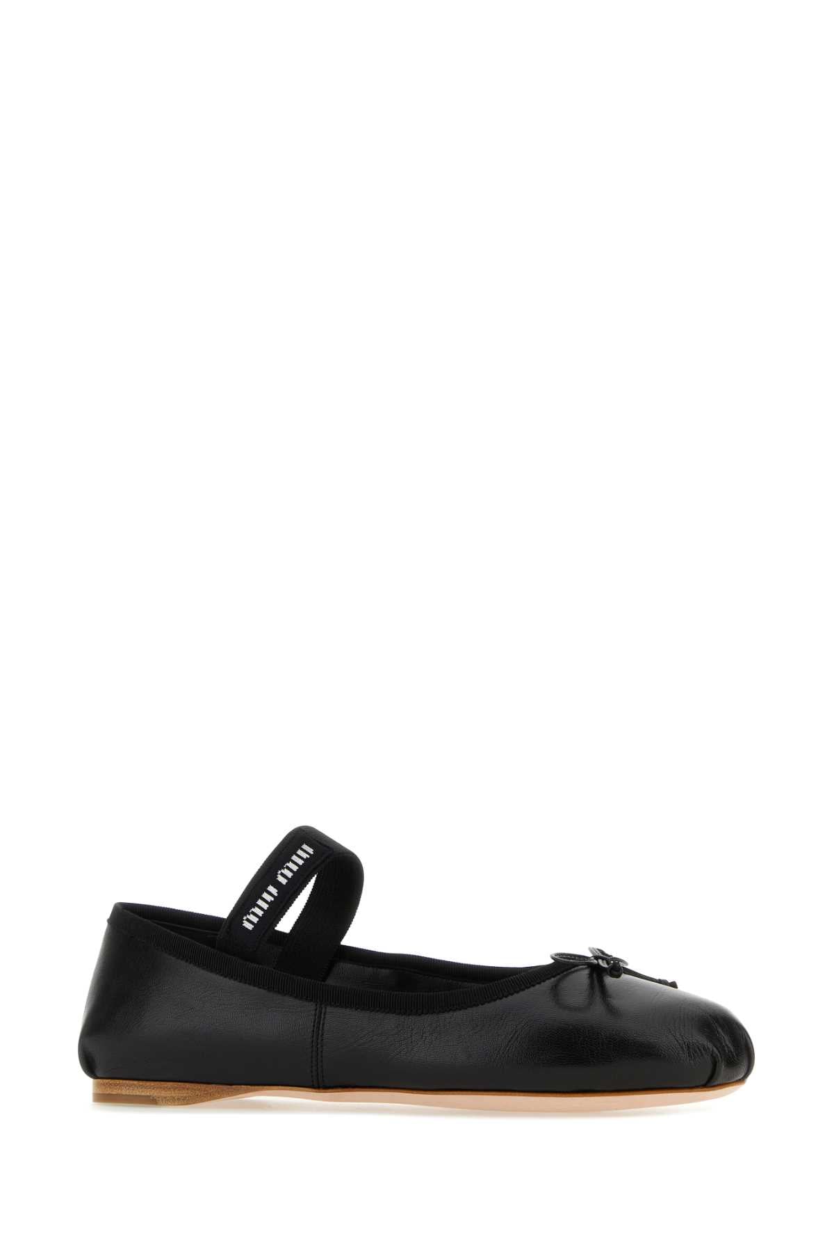 BALLERINE_5F794DFDX05XUU_F0002_Image_2