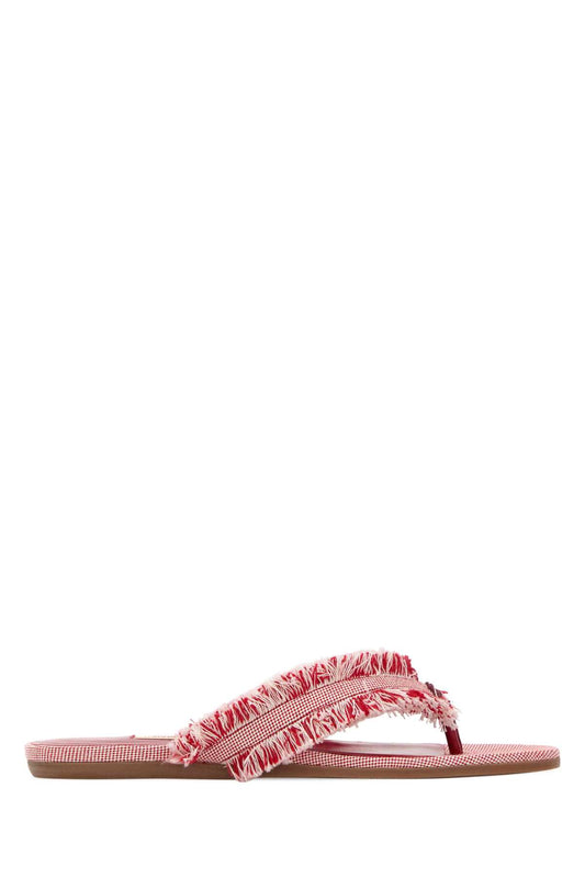 BAY_GROUP_BAYFLATBZM_RUBYREDMIX_Image_1