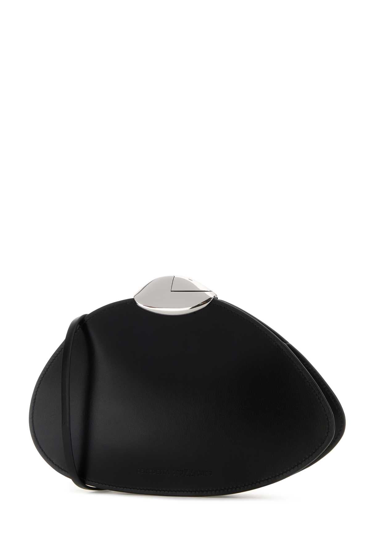 BELLE_DE_JOUR_0089052_NIGHTLY_Image_2