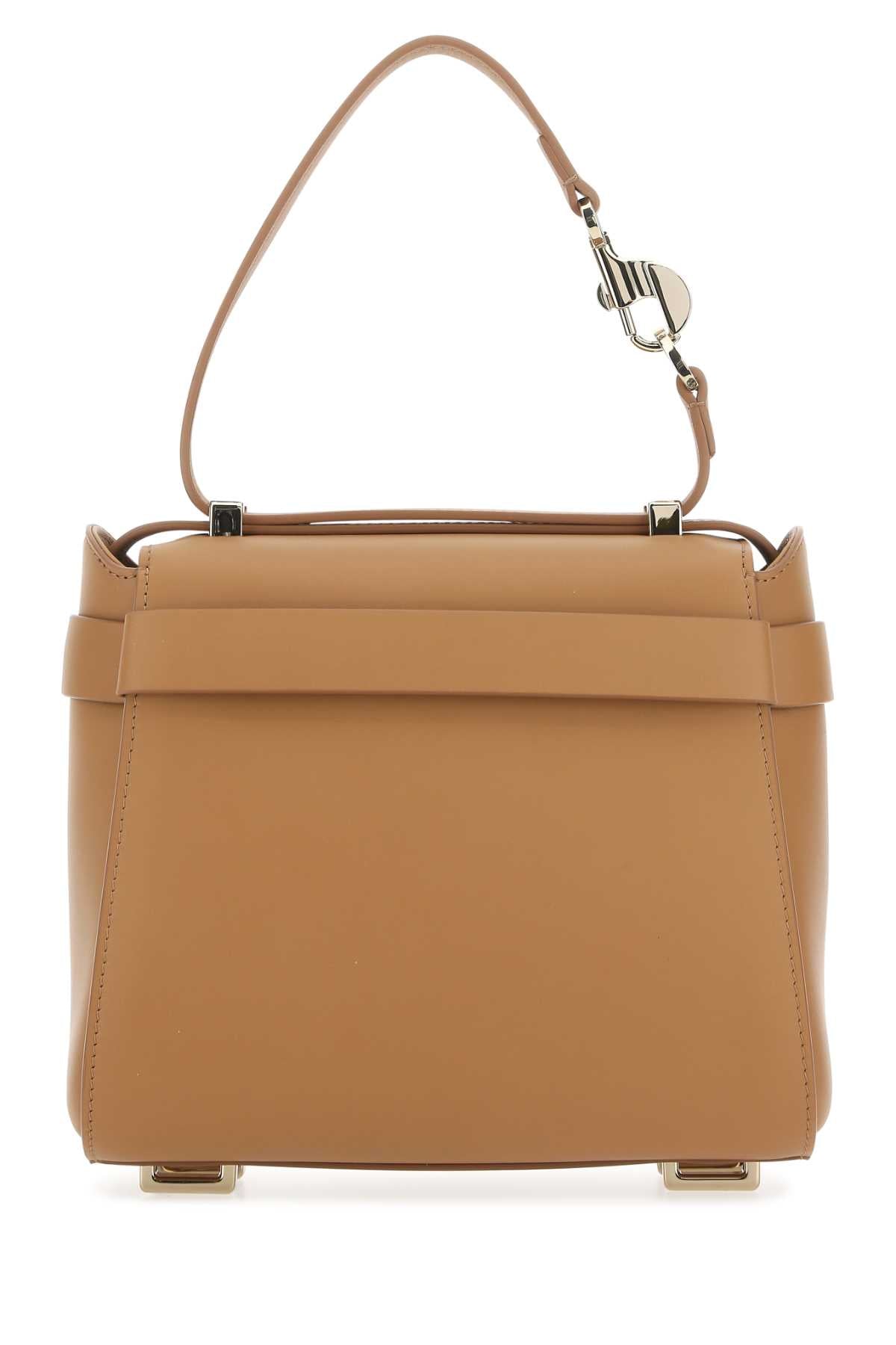 BORSA_CHC22WS123I91_26X_Image_3