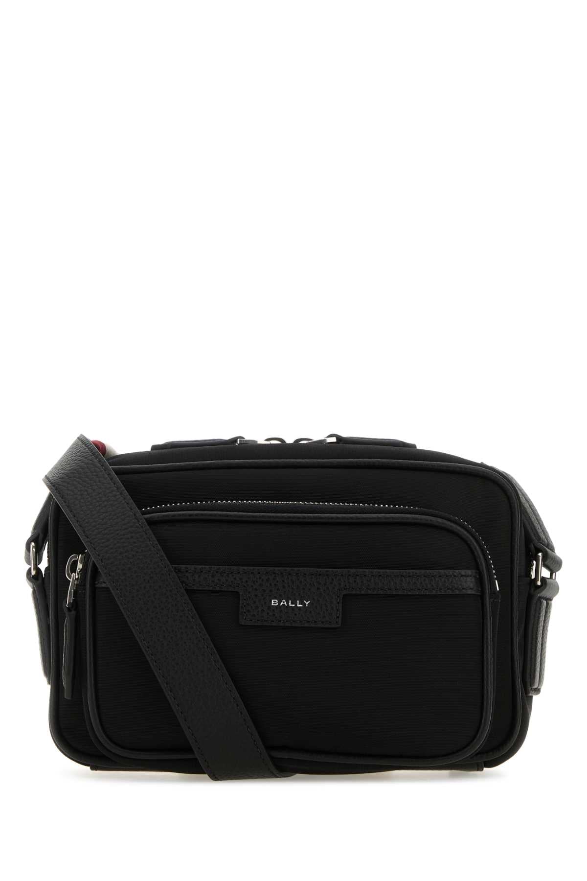 BORSA_CODE_CROSS_EW_MAC02NVT397_U901P_Image_1