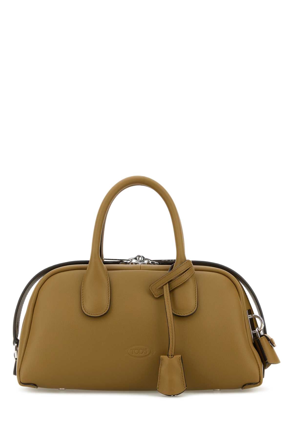 BORSA_XBWAQBH0200YAT_S417_Image_1