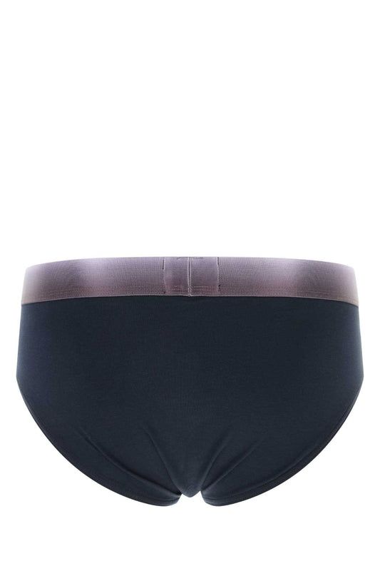 BRIEF_EM000229AF10784_UB102_Image_2