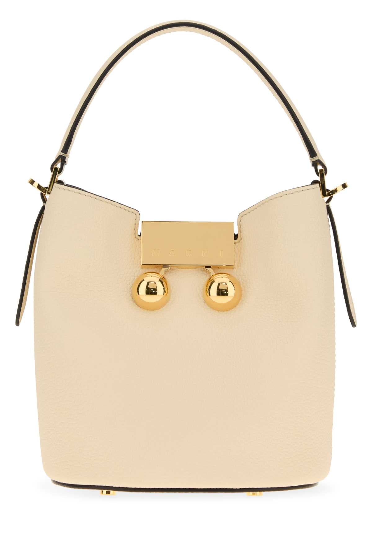 BUCKET_TRUNKAROO_SCMP0081U0P8185_00W12_Image_1