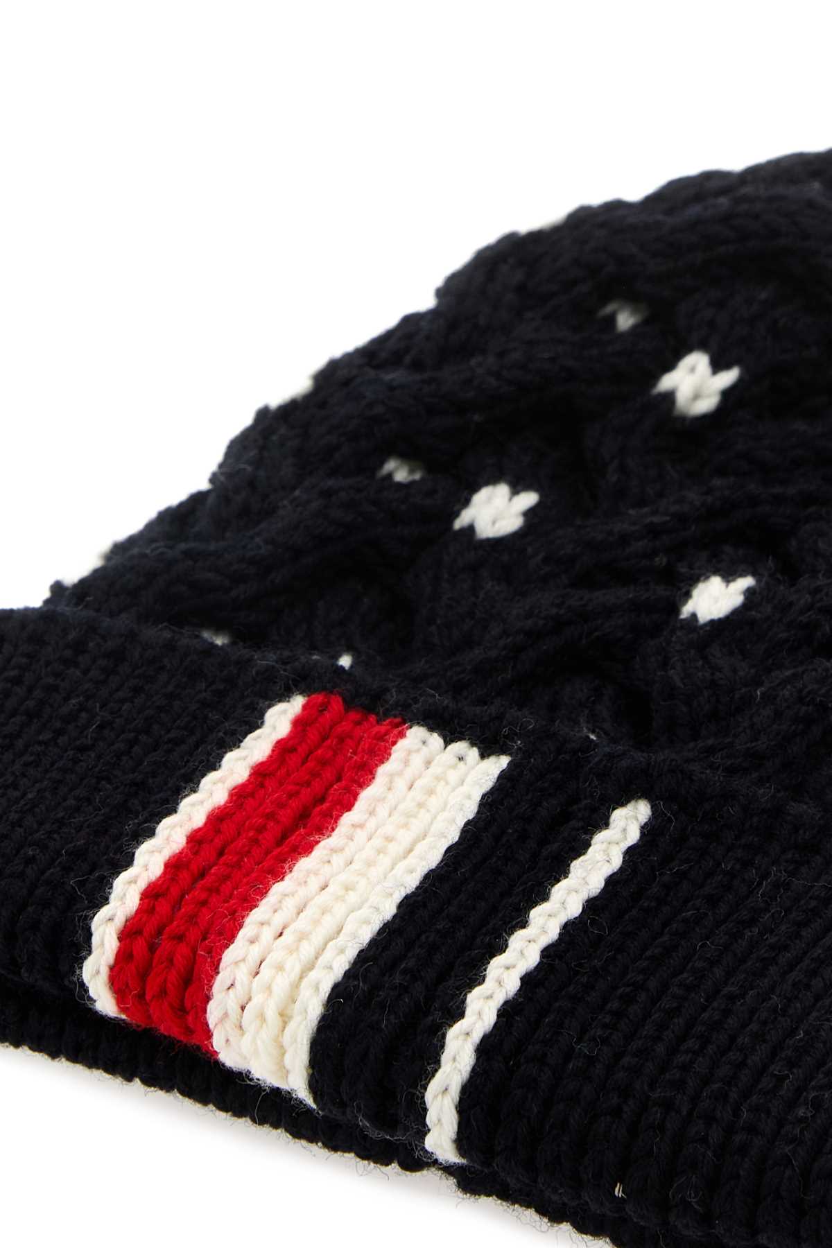 CABLE_HAT_IN_MERINO_UKH042AY1024_415_Image_3