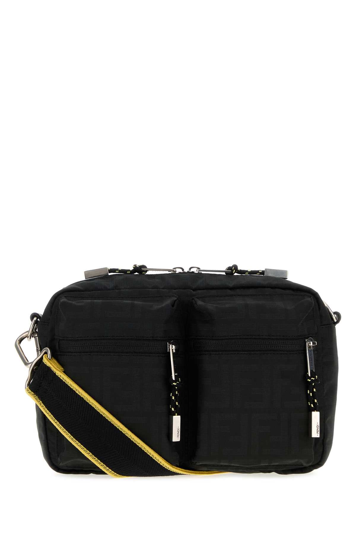 CAMERA_CASE_FF_LIGHT_7VA695B12N_F0QA1_Image_1