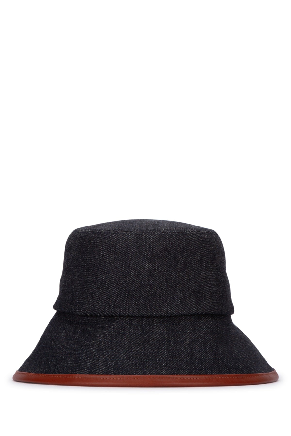 CAPPELLO_FAN4496_B3Q1_Image_1