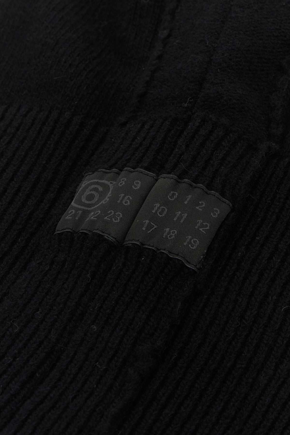 CAP_S62TB0005M13187_900_Image_2