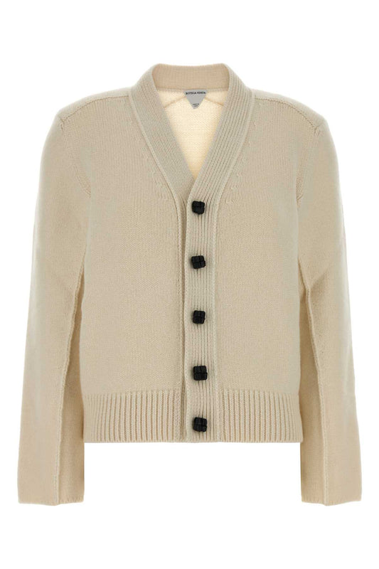 CARDIGAN_CON_BOTTONI_PELLE_INTRECCIO_A002SMV6N20_9107_Image_1