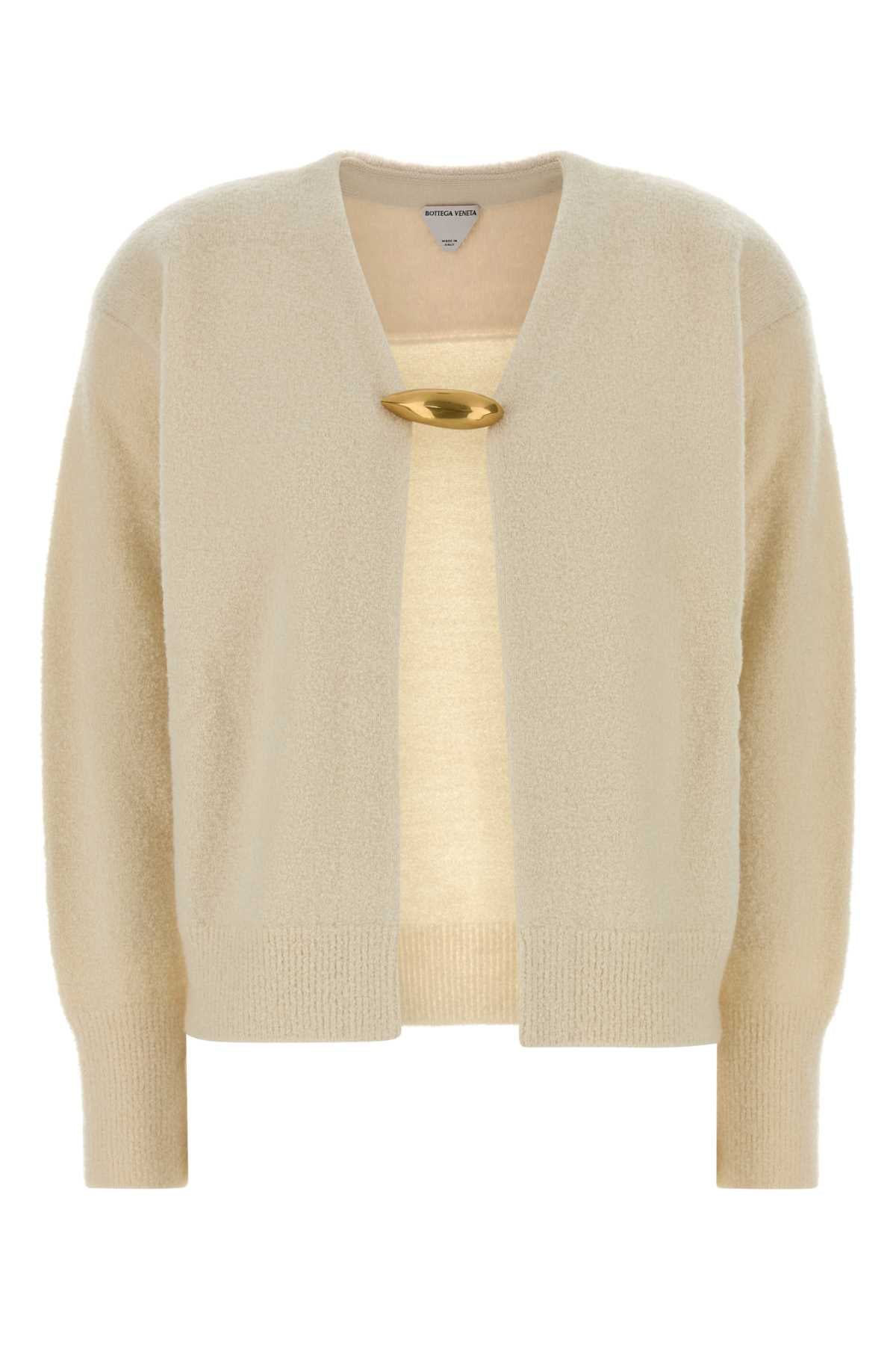 CARDIGAN_IN_BOUCLE_CHIUSURA_BROCHE_ORO_A007ZTV6WM0_9107_Image_1
