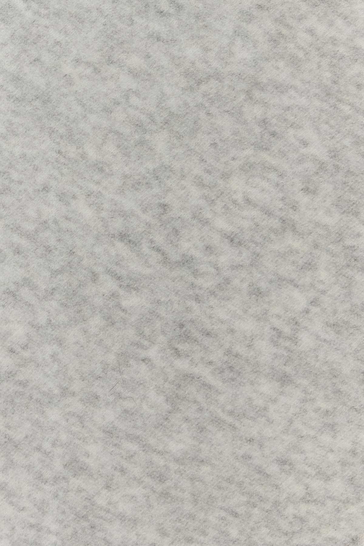 CASHMERE_SCARF_MFOUFSW05_CAE76_Image_3