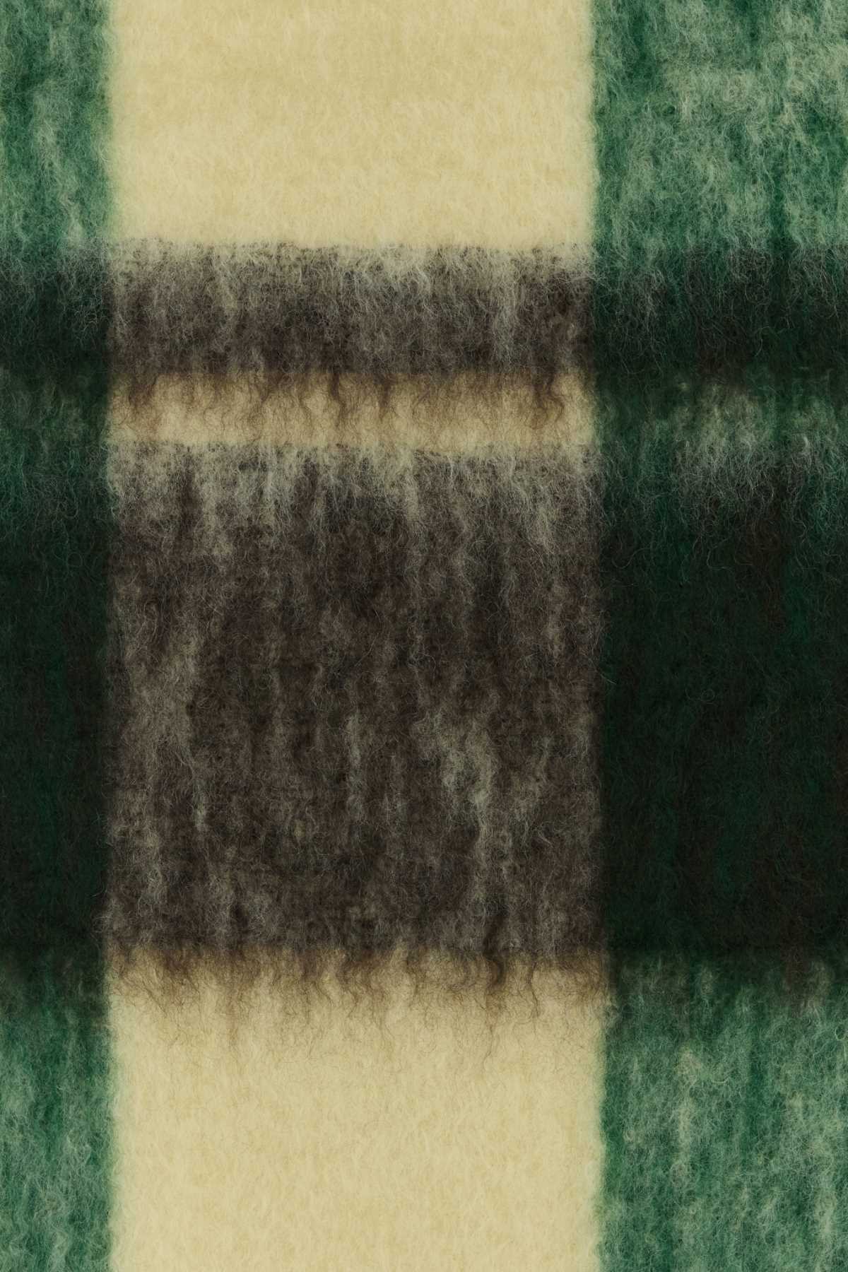 CHECKS_SCARF_J40TE0124J40041_745_Image_3