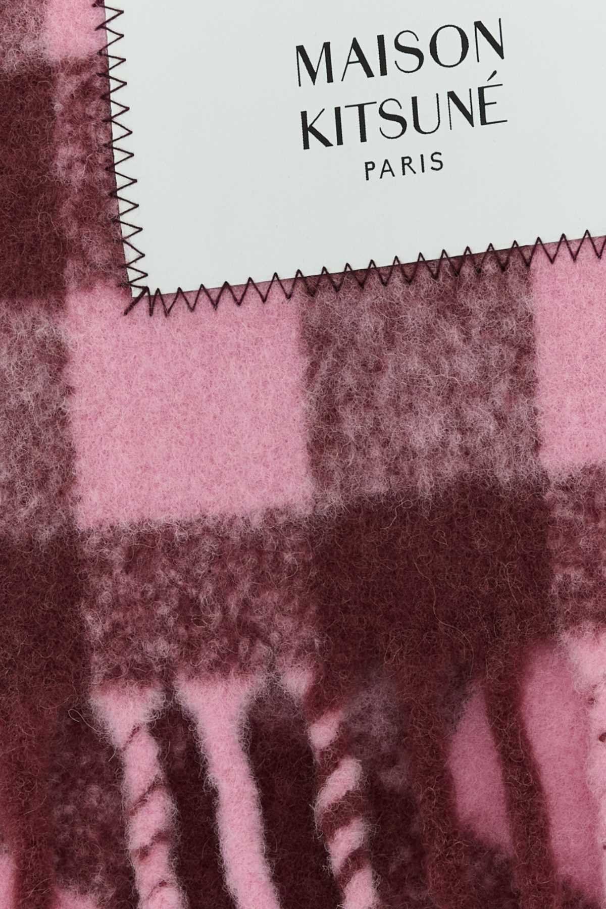 CHECK_BRUSHED_SCARF_NM06203WB0011_B626_Image_2