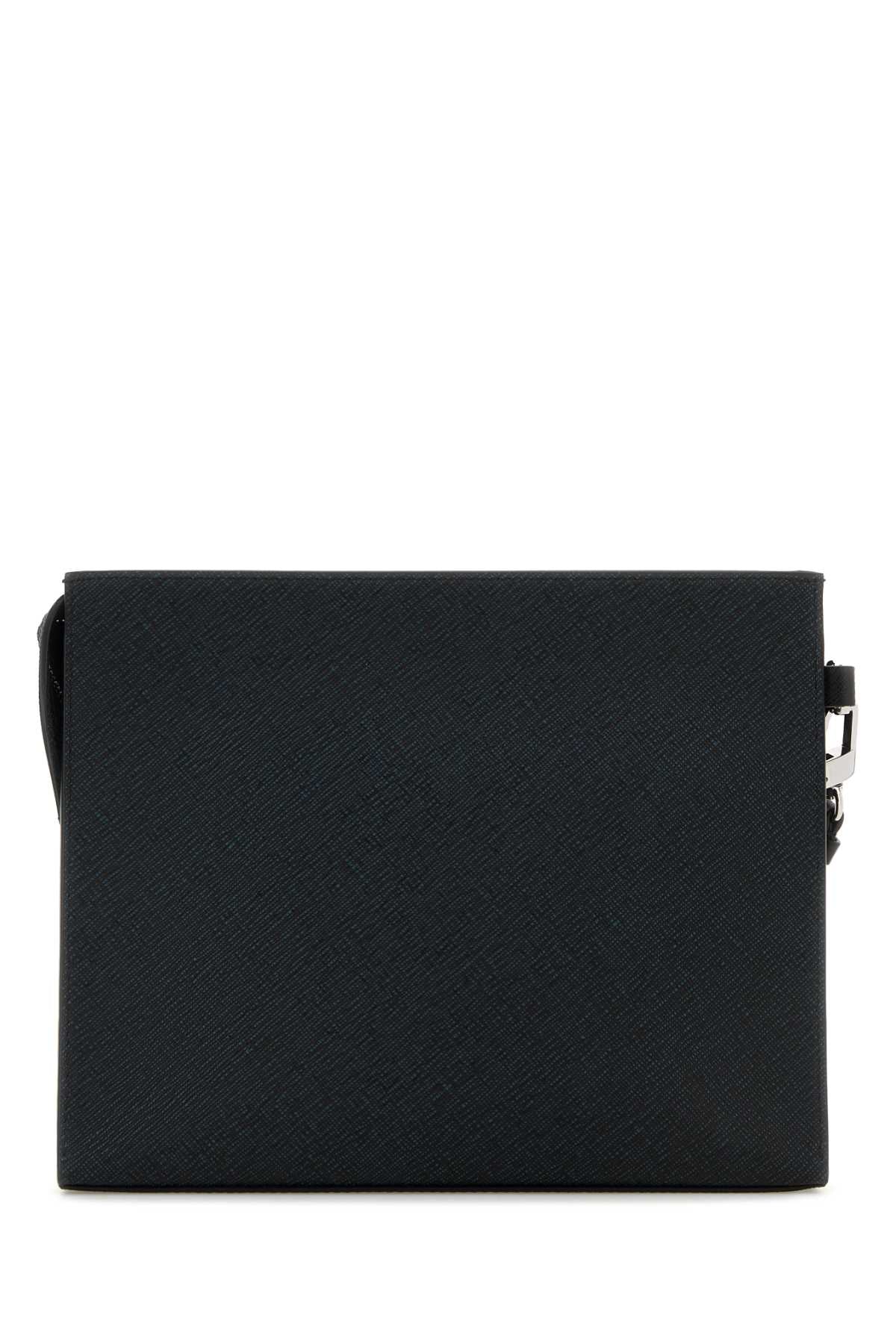 CLUTCH_220428_000_Image_3