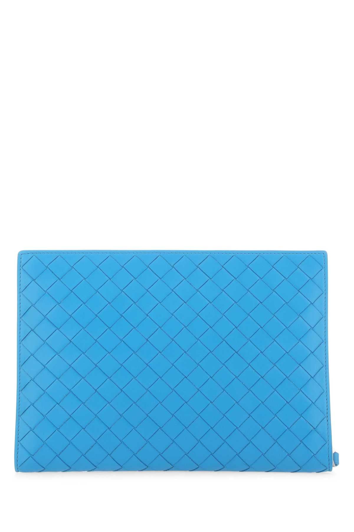 CLUTCH_693675V2E41_4617_Image_3