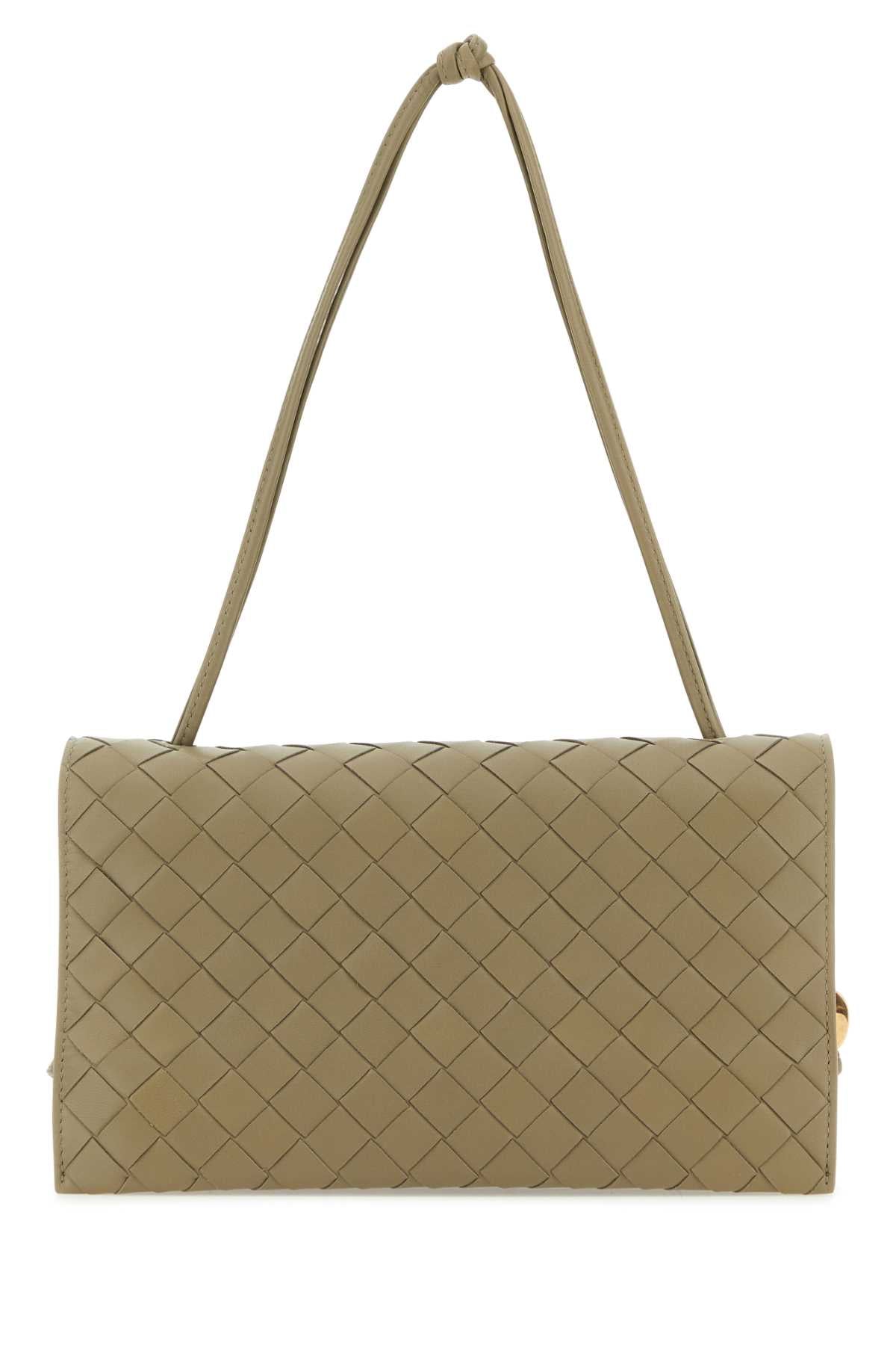 CLUTCH_717435VCPP3_1520_Image_1