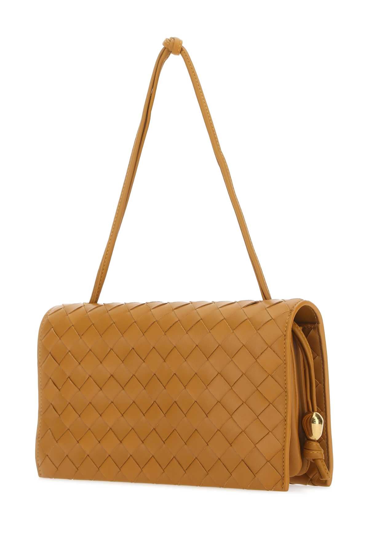 CLUTCH_717435VCPP3_7716_Image_2