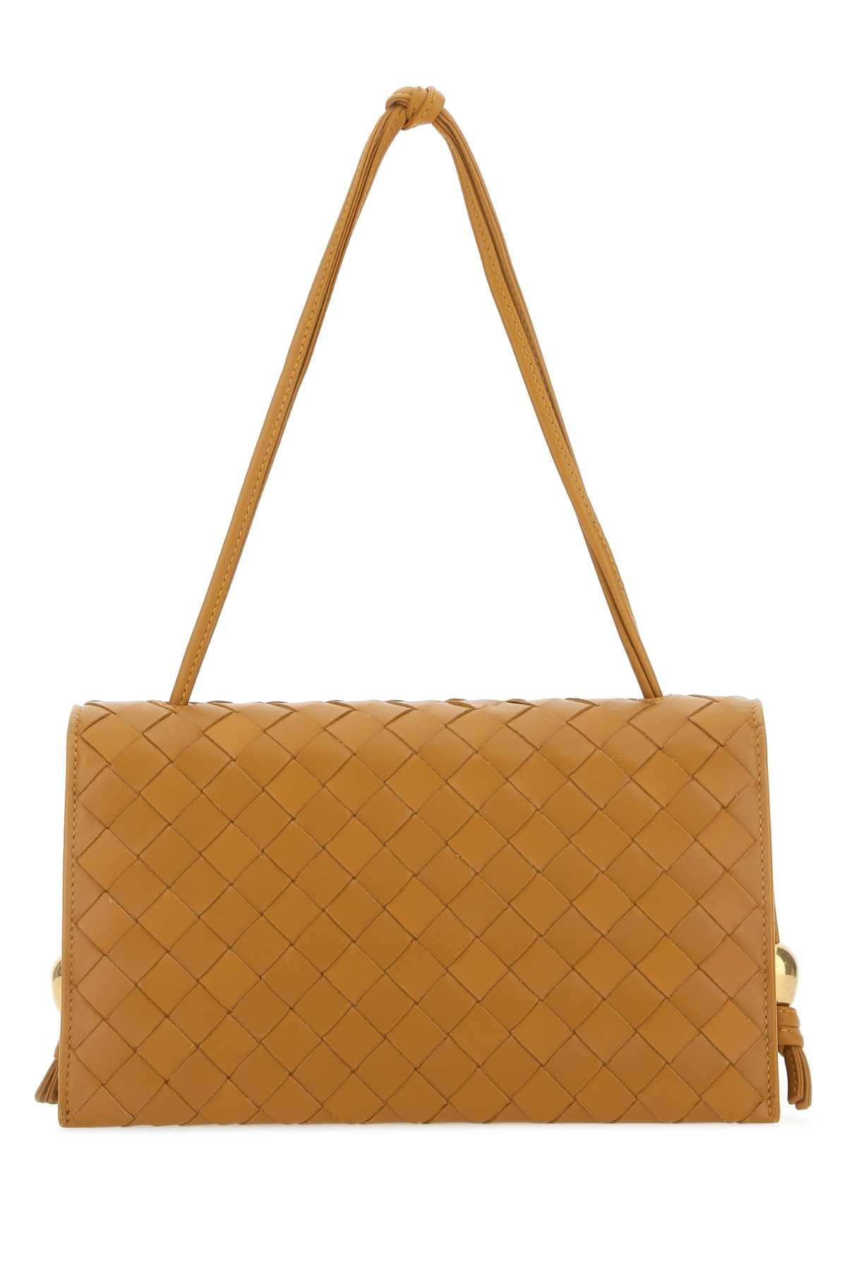 CLUTCH_717435VCPP3_7716_Image_3