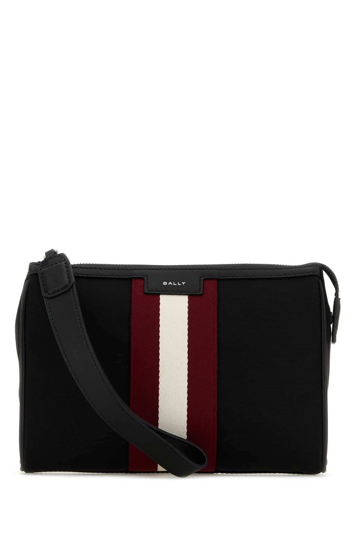 CLUTCH_MAM00RNY286_U901P_Image_1