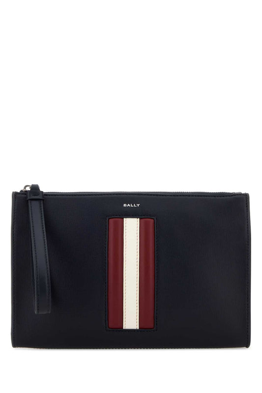 CLUTCH_MAM00VEC001_I5T5P_Image_1