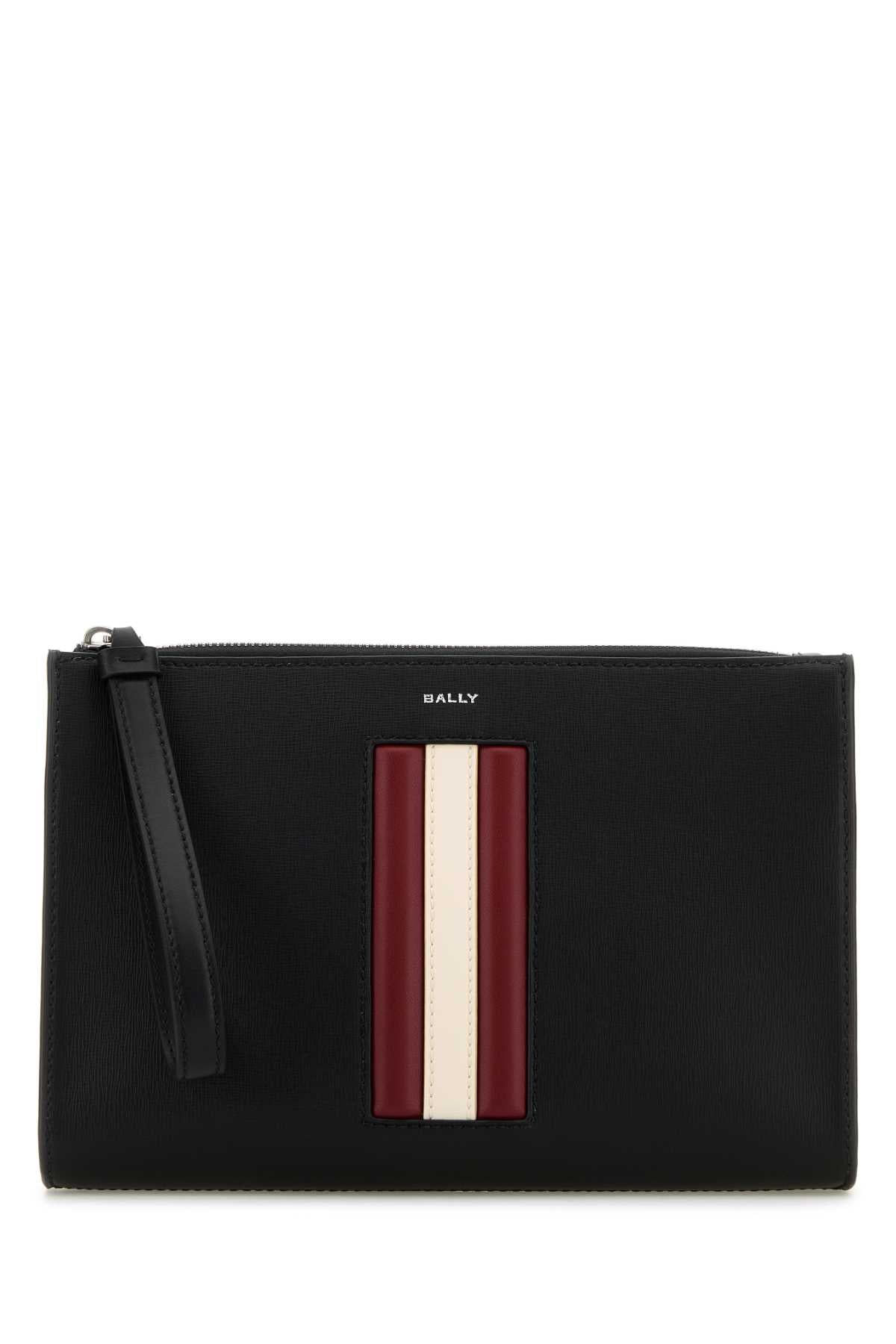 CLUTCH_MAM00VEC001_I946P_Image_1